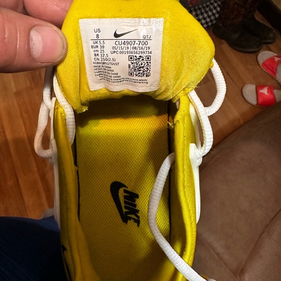 Size8- Nike Air VaporMax Plus Sunshine Yellow - Picture 2 of 6